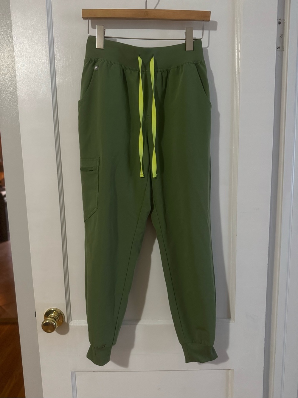 FIGS Women's Zamora Jogger Scrub Pants